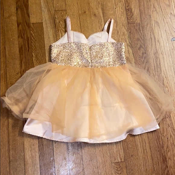 Peach dress - Picture 2 of 3